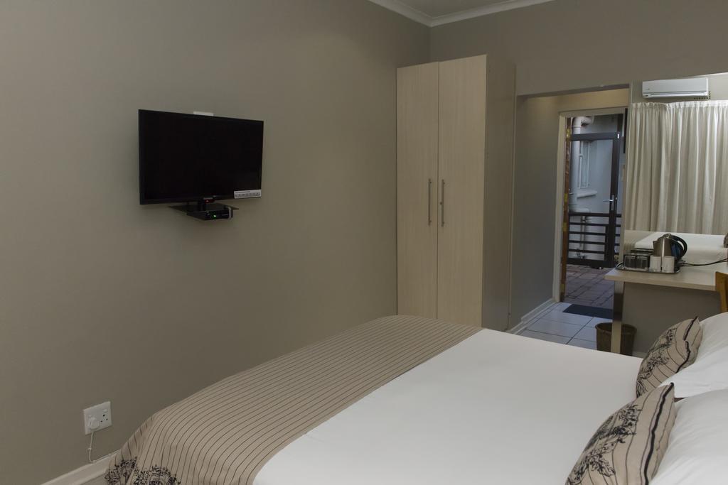 The Suburban Guest House Bloemfontein Camera foto