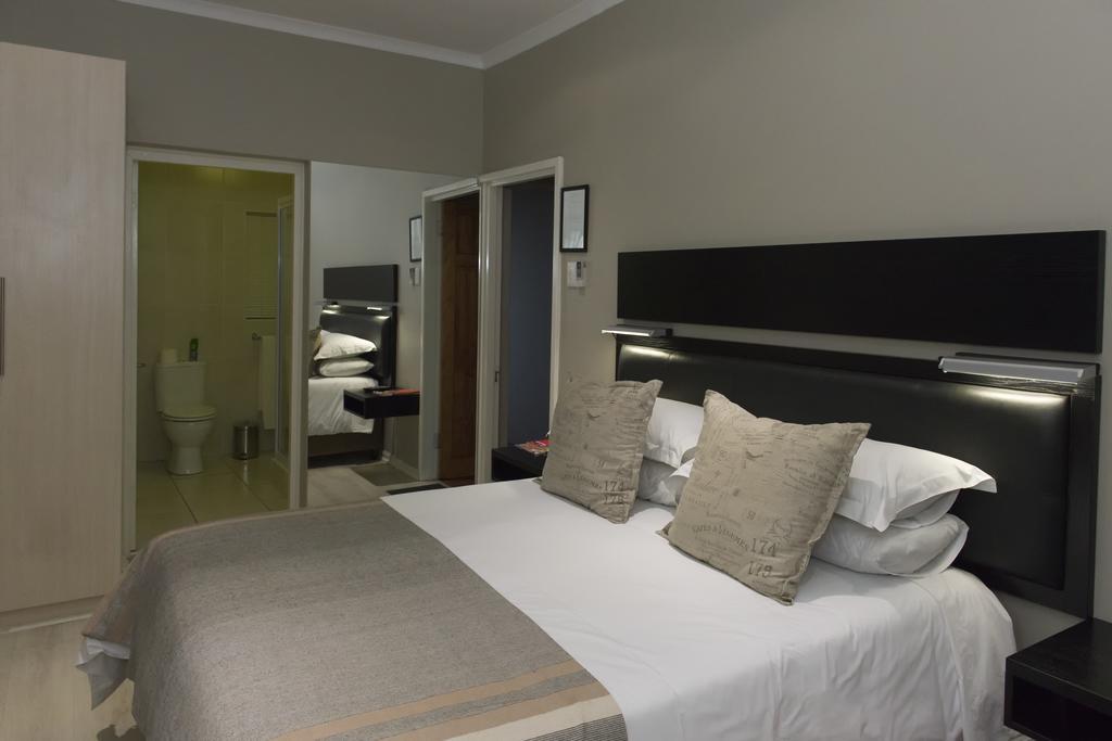 The Suburban Guest House Bloemfontein Camera foto